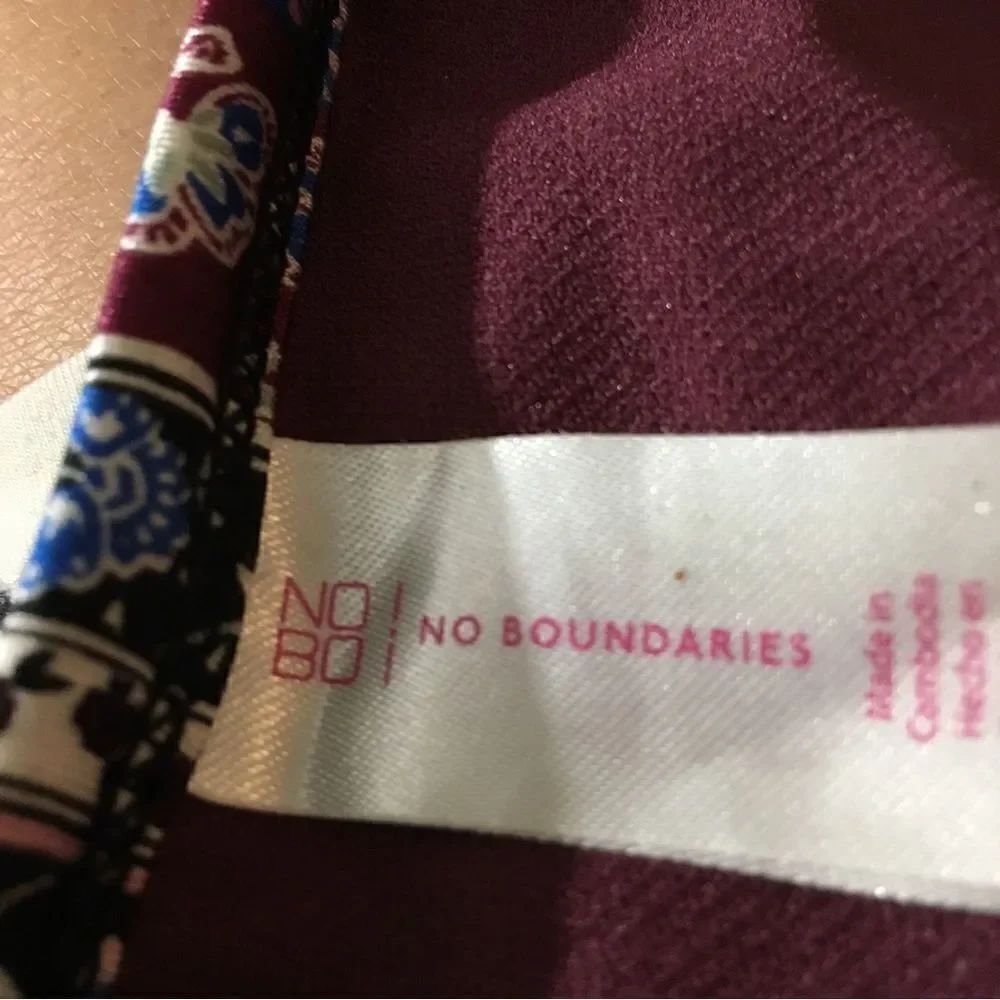 No Boundaries Floral Two Piece Swimset Size S/M - Picture 8 of 10